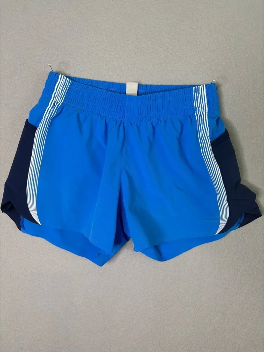 Athleta Girl Get in the Game Shorts Size L/12 Racing Stripes Pockets Athletic